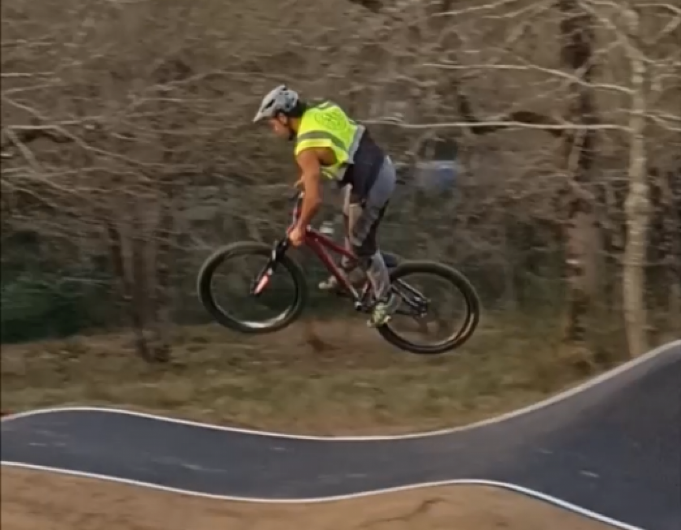 Photo d'un saut en BMX